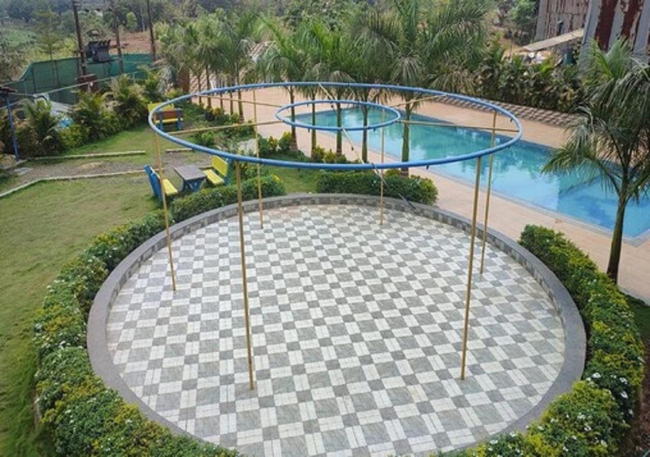 Hotel Metro Palace Resort Karjat Zewnętrze zdjęcie