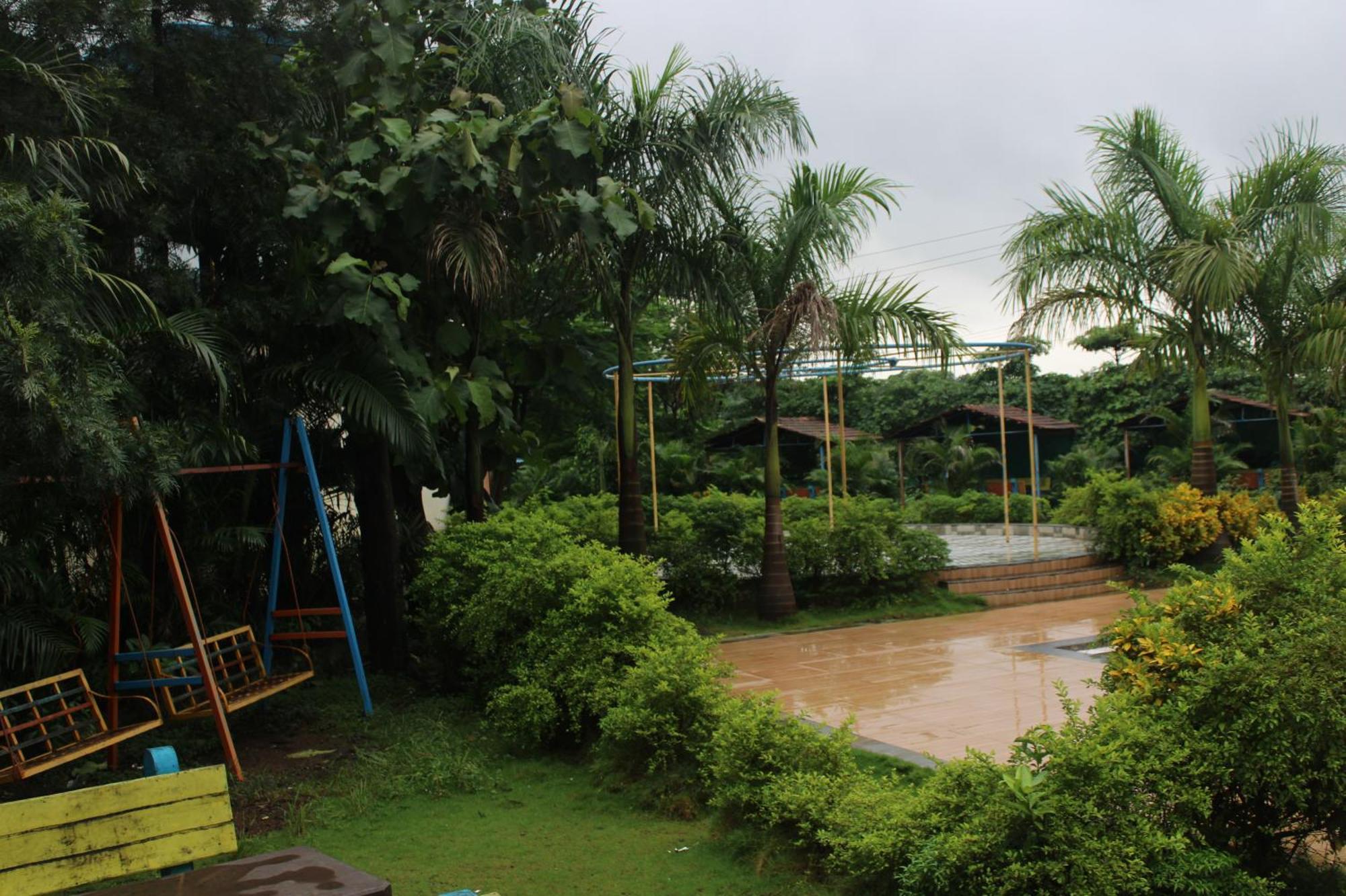 Hotel Metro Palace Resort Karjat Zewnętrze zdjęcie