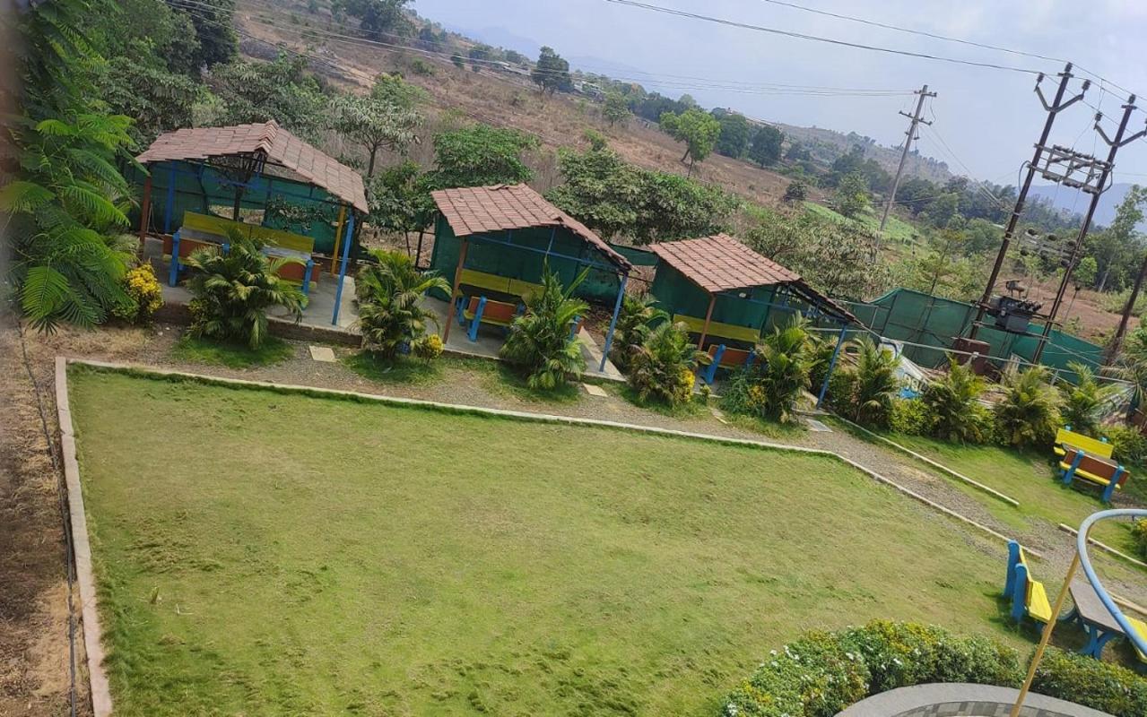 Hotel Metro Palace Resort Karjat Zewnętrze zdjęcie